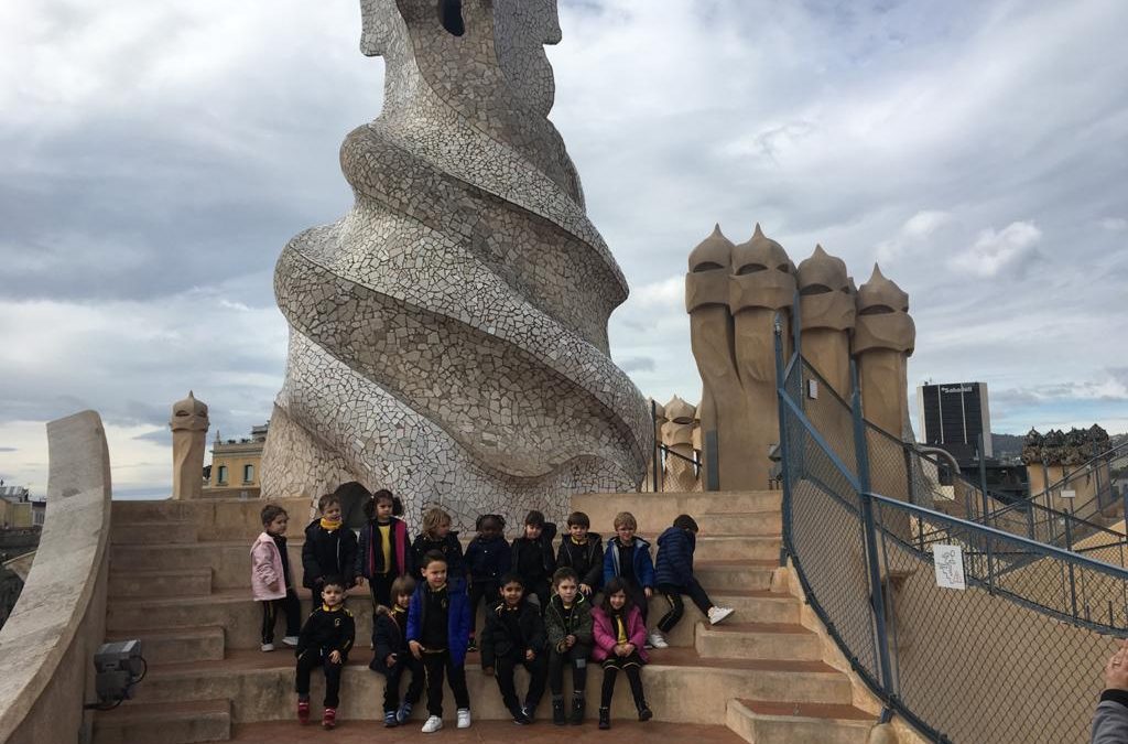 Educació infantil 4 anys visita LA PEDRERA. Projecte ANTONI GAUDÍ.