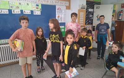 PADRINS DE LECTURA: projecte de l’educació infantil 5 anys i 6è de primària.
